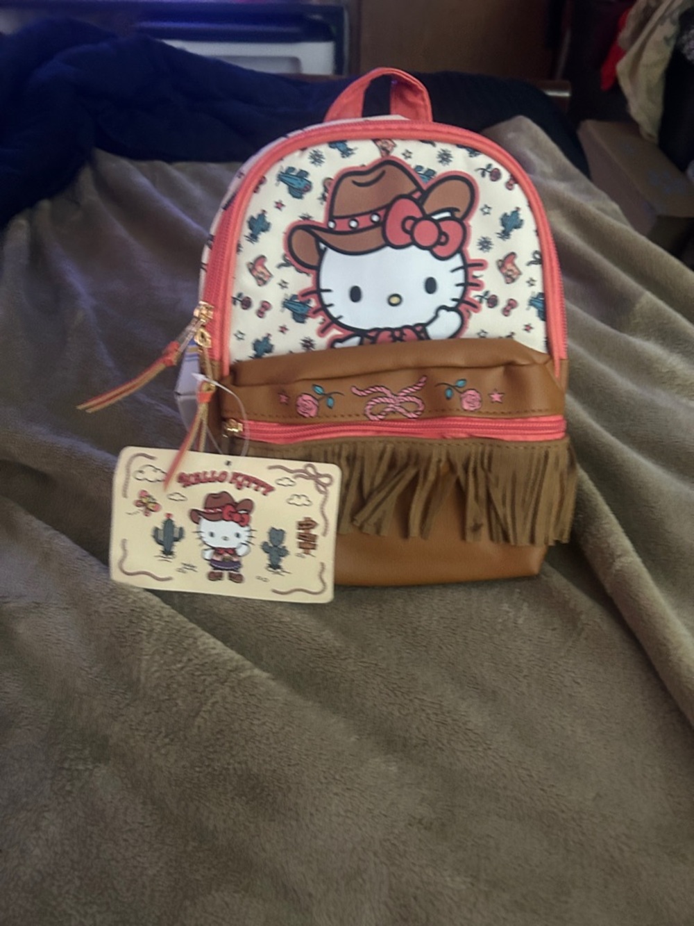 Hello kitty small backpack - Picture 2 of 2